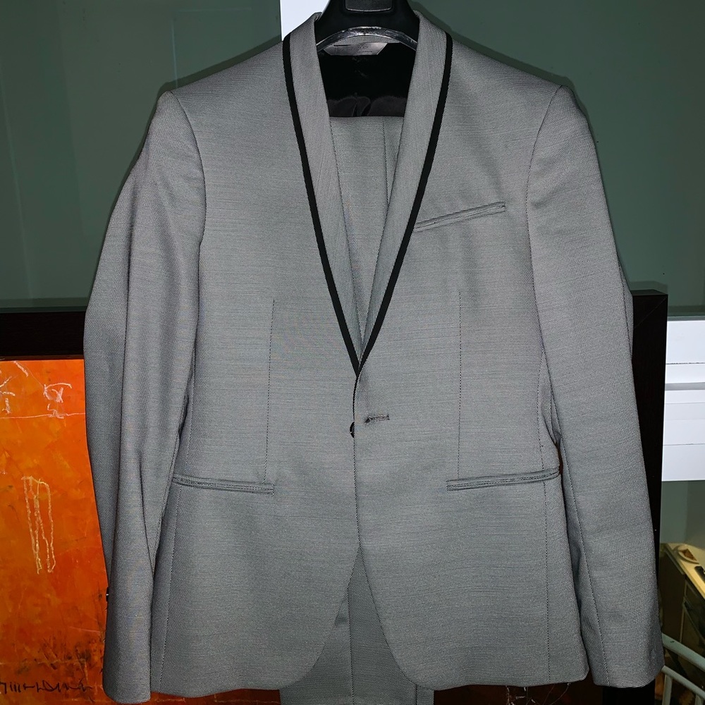 Zara Men’s Suit. Jacket and pants.